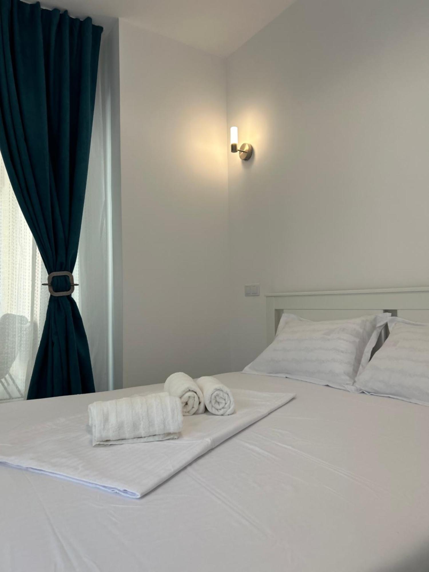 Residence Toscana#9 New 奥托佩尼 外观 照片